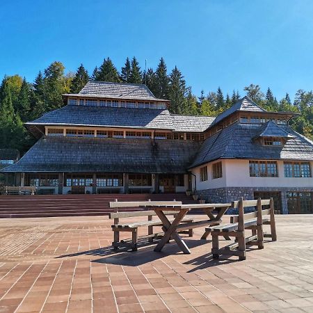 Carobni Breg Hotel Мокра гора Екстериор снимка