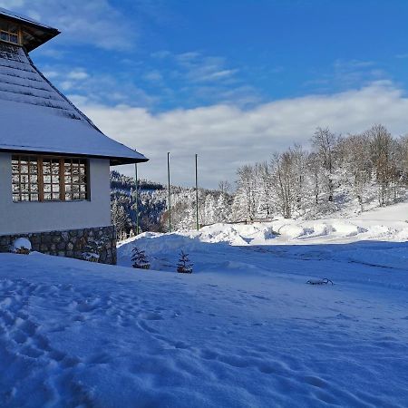 Carobni Breg Hotel Мокра гора Екстериор снимка